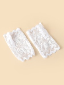 Solid Lace Gloves