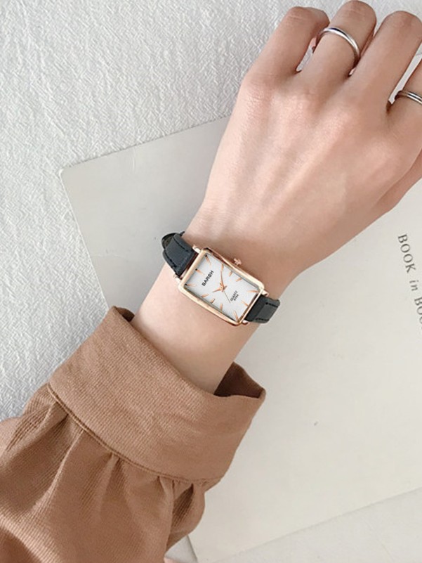 Vintage Rectangle Pointer Quartz Watch