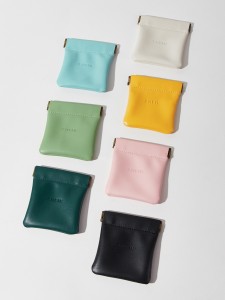 SHEIN 1pc Random Color Earphone Storage Bag