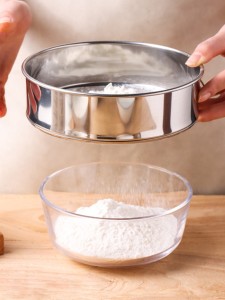 1pc Handheld Flour Sieve