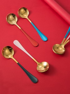 1pc Random Color Spoon