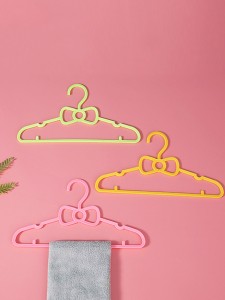 10pcs Bow Detail Random Hanger