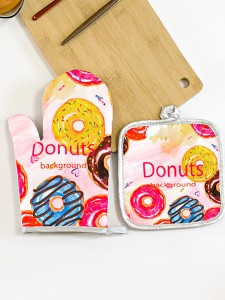 1pc Donuts Print Oven Mitt & 1pc Heat Resistant Pad