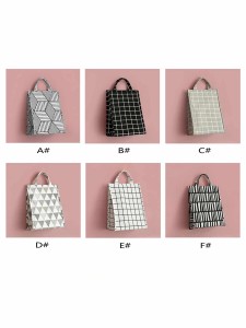 Geometric Pattern Insulation Lunch Bag 1pc