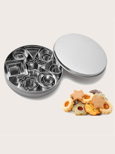 24pcs Stainless Steel Biscuit Mold