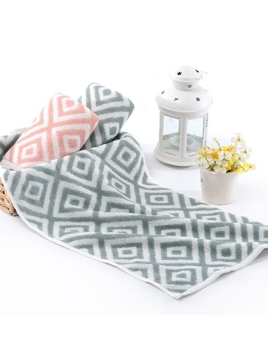 Geometric Pattern Absorbent Towel 1pc