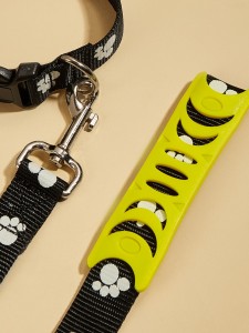 1pc Paw Print Pet Collar & 1pc Leash