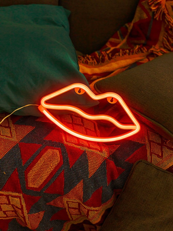 Lip Shaped Neon Light