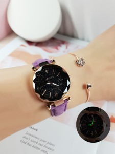 1pc Luminous Pointer Quartz Watch & 1pc Bracelet