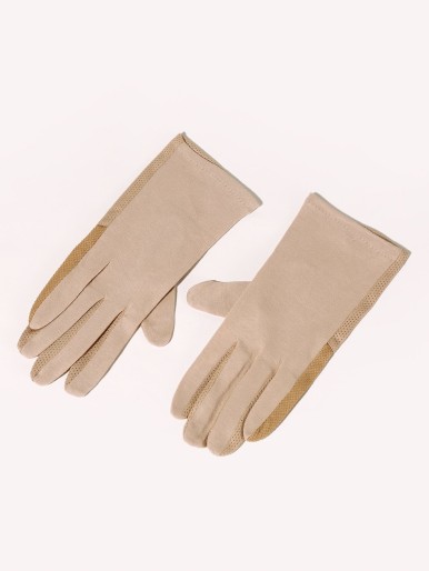 Minimalist Breathable Gloves