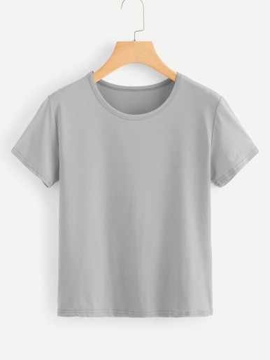 Basic solid round neck T-shirt
