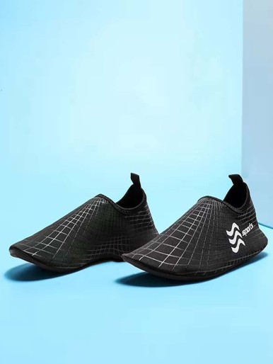 Boys Letter Graphic Water Shoes