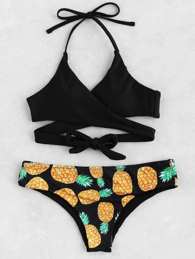 Bikini with crossover top and bottom with pineapple print