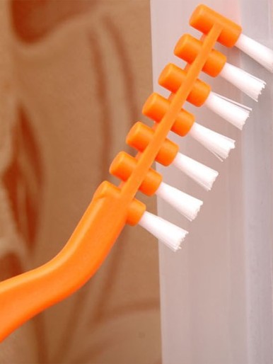 1pc Multifunction Gap Cleaning Brush