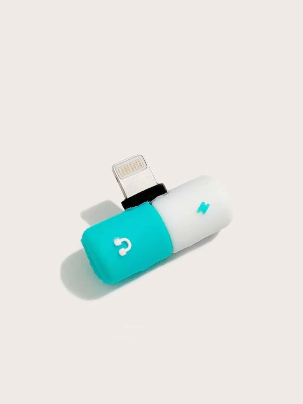 Capsule Shaped Audio Adapter