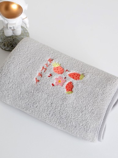 1pc Strawberry Embroidery Random Towel