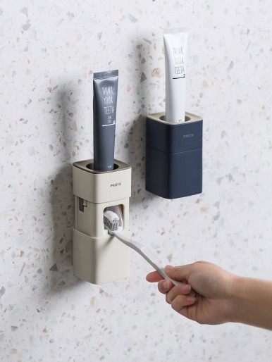 1pc Wall Mounted Random Toothpaste Squeezer