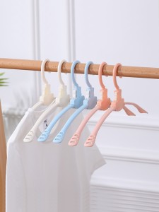 1pc Random Collapsible Hanger