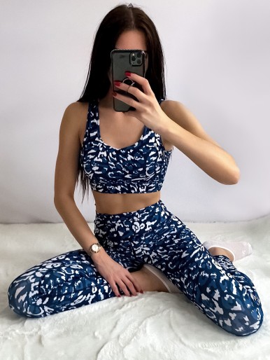 Allover Print Sports Bra & Leggings