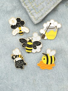 5pcs Kids Cartoon Design Brooch