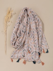 Tassel Decor Scarf