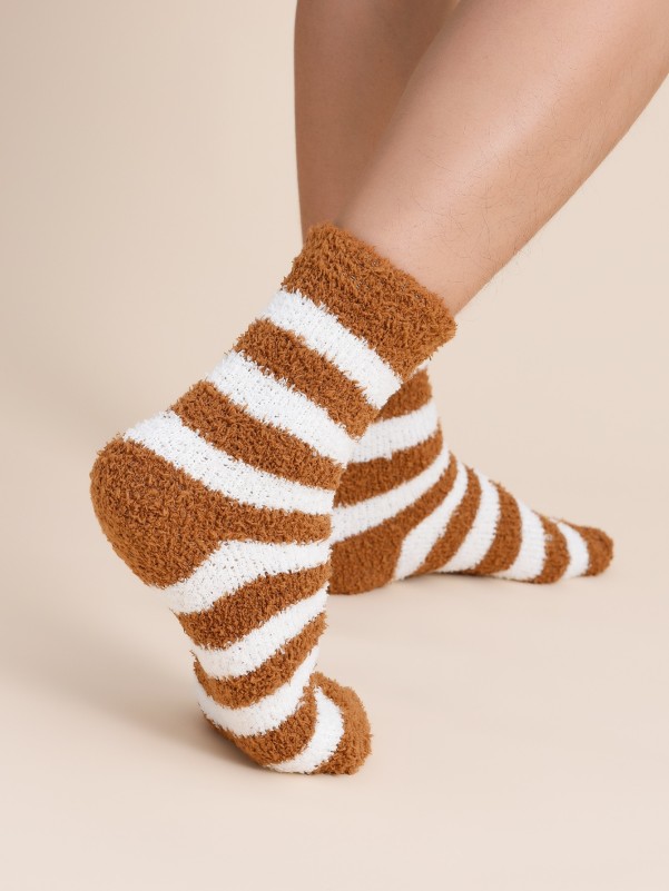 Men Striped Fuzzy Socks