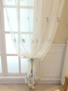 Flower Embroidery Single Panel Curtain