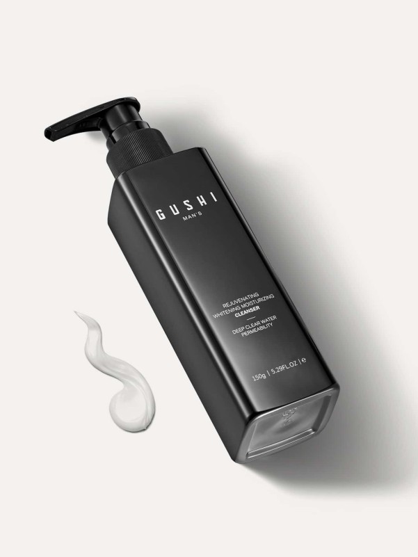 Men Rejuvenating Whitening Moisturizing Cleanser