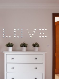 32pcs Heart Shaped Mirror Surface Wall Sticker