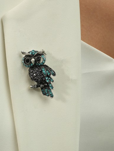 Rhinestone Owl Design Brooch