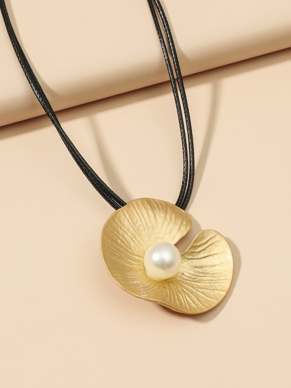 Faux Pearl Decor Lotus Leaf Charm Necklace