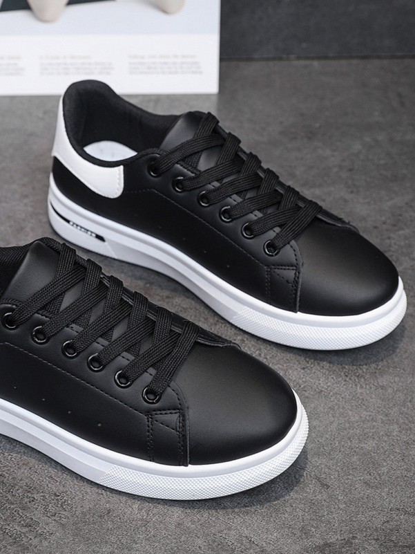 Leather sneakers with ventilation holes for foot comfort