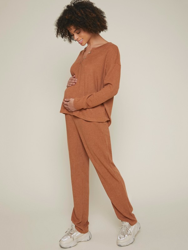 Maternity Half Placket Solid Tee & Pants Set