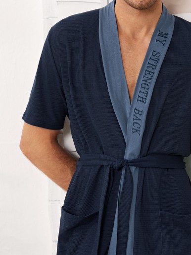 Men Slogan Embroidered Patch Pocket Belted Dressing Gown