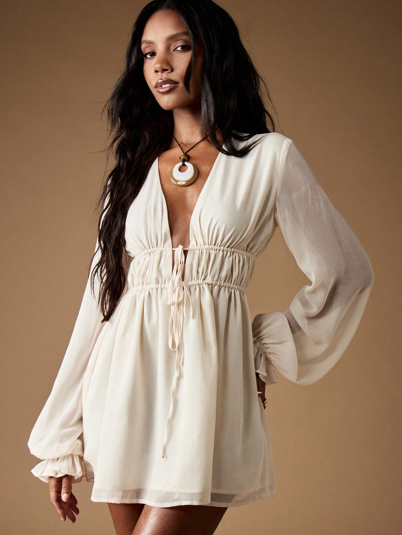 white christmas dresses MISSGUIDED Empire Waist Chiffon Mini Dress Balloon Sleeve Plunge Neckl –  Beisat