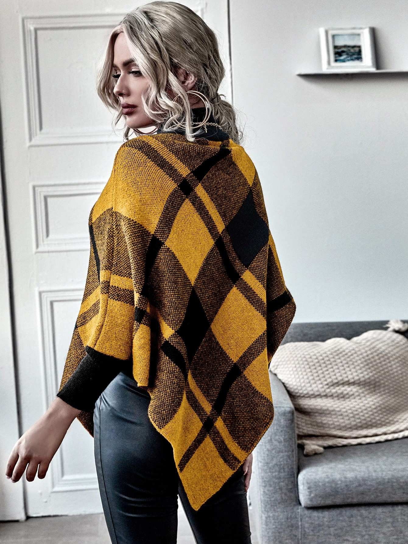 Plaid Turtleneck Asymmetrical Hem Ribbed Poncho Beisat