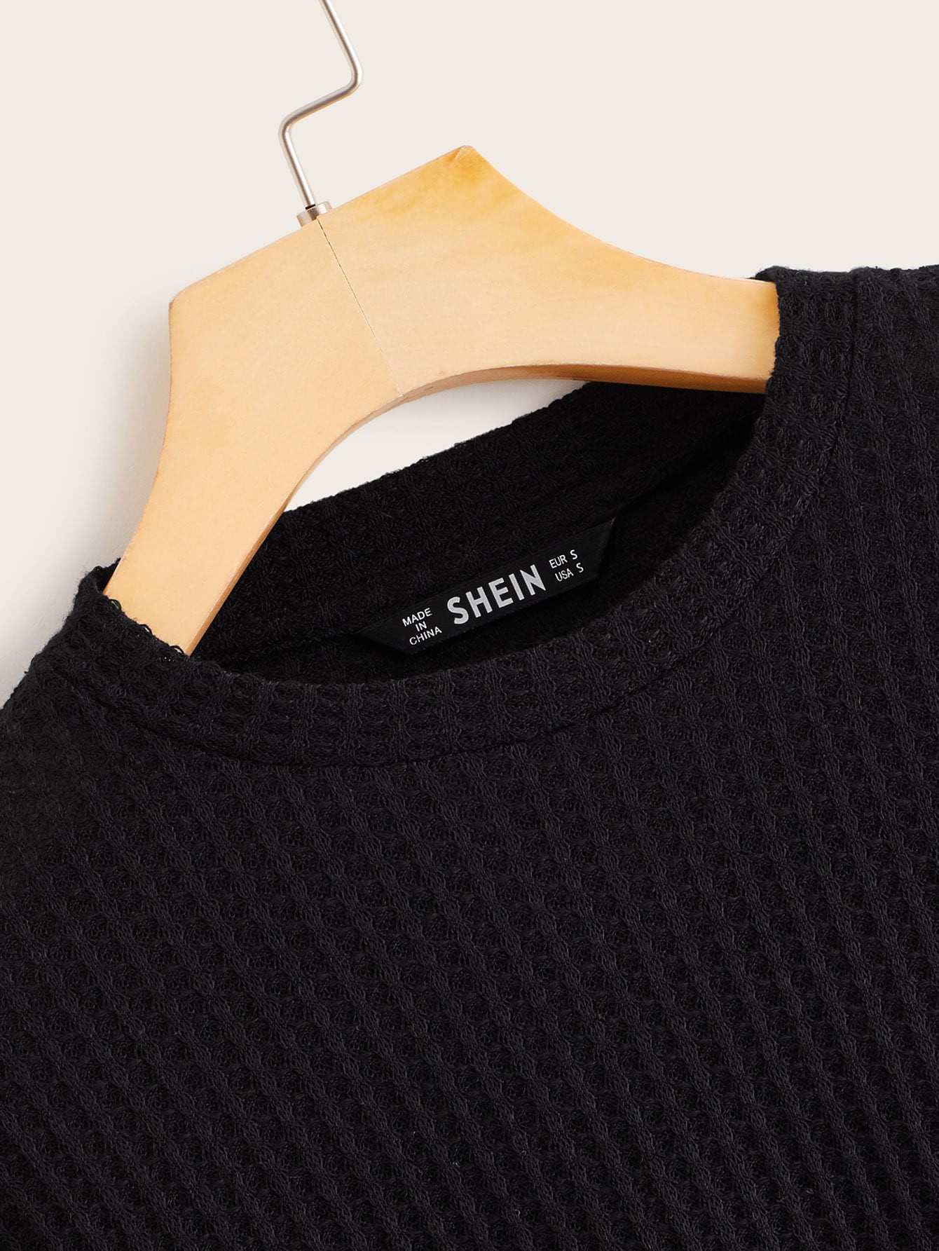 Ruffle Hem Waffle Knit Top Beisat